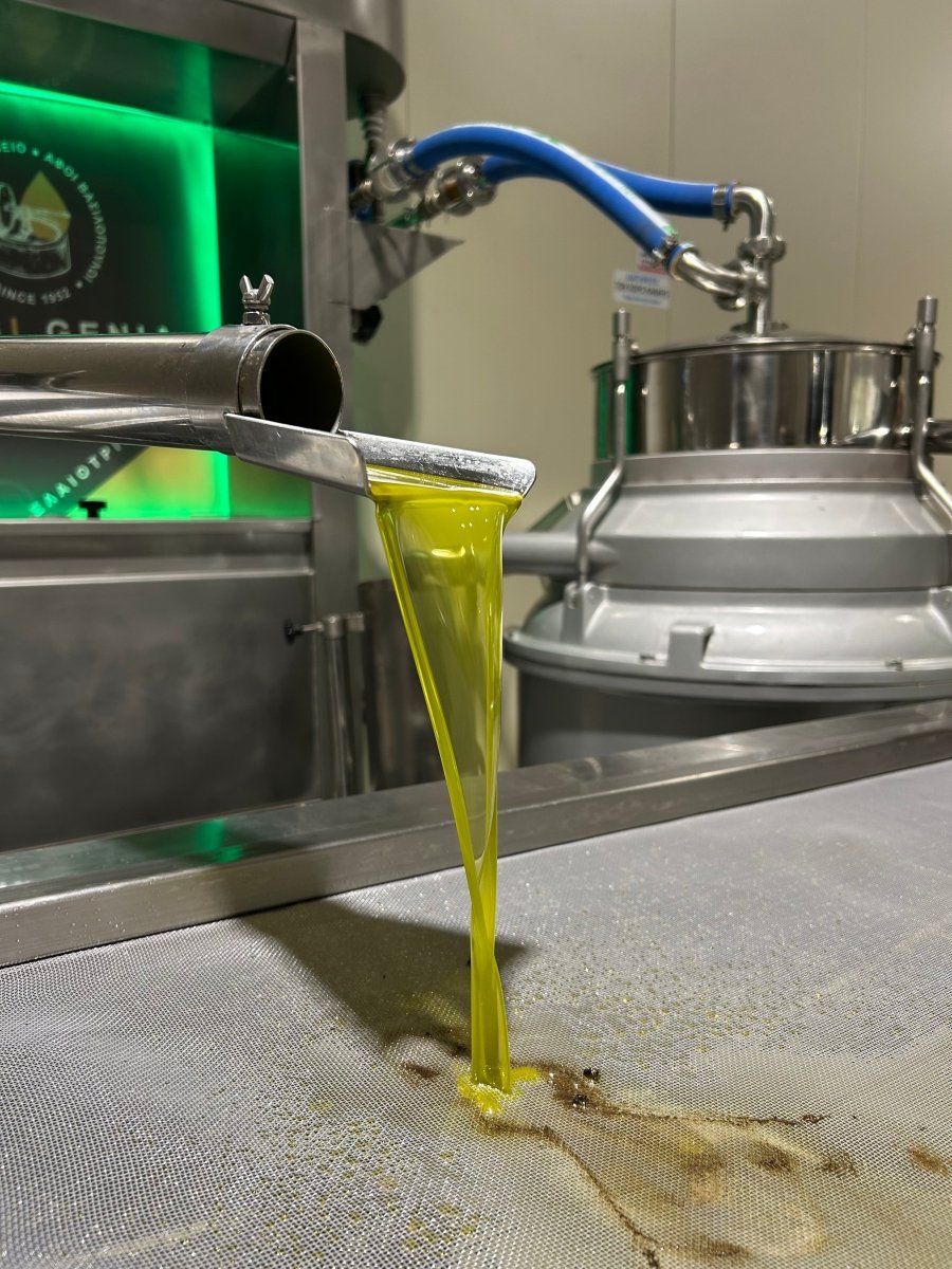 Best Quality Extra Virgin Olive Oil and How to spot it? - Pelops